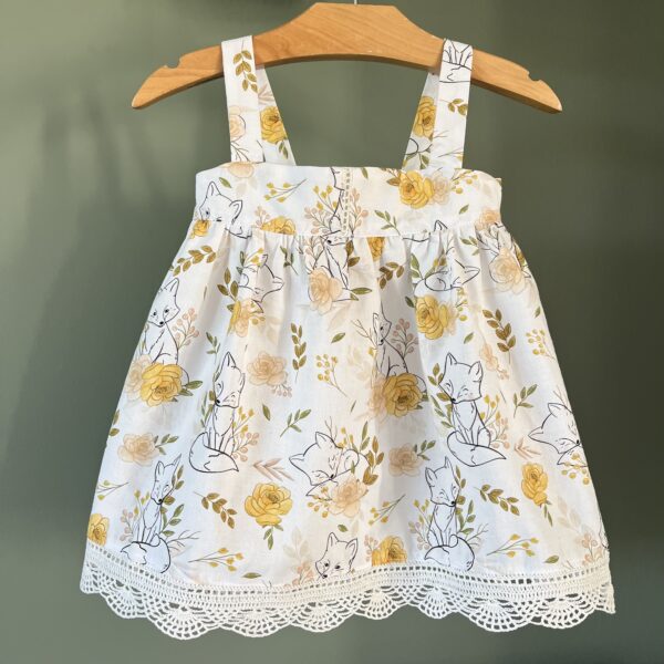 Robe à bretelles